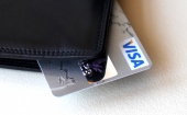 Семнадцатилетняя девушка причастна к краже банковской карты в Архангельске