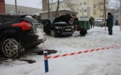 На месте взрыва автомобиля в Архангельске найдены следы взрывчатки (видео)