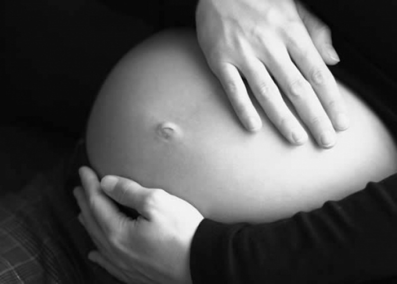 В Архангельске мужчина зарезал 24-летнюю беременную девушку