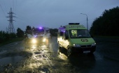 В Архангельске автомобиль рухнул в канаву с водой на Окружном шоссе