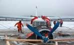Спасательная операция по эвакуация самолета АН 2 со льда Северной Двины  прошла успешно